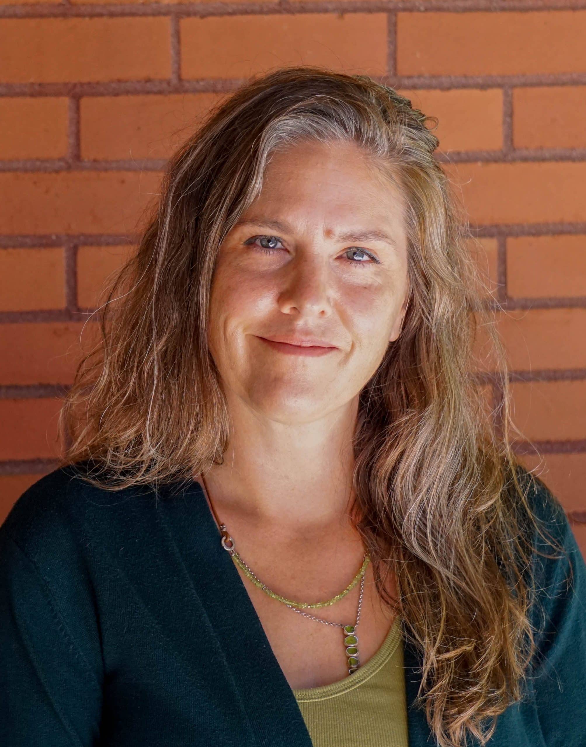 Shara Brun headshot