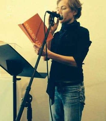 Julie Carr Performing